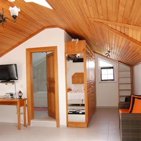 Three-bedroom Venice #11 Apartment Fethiye